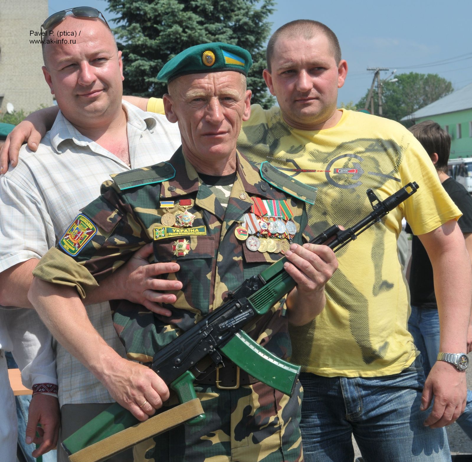 Наградной автомат АК74 для пограничников Наградной автомат АК74 для пограничников