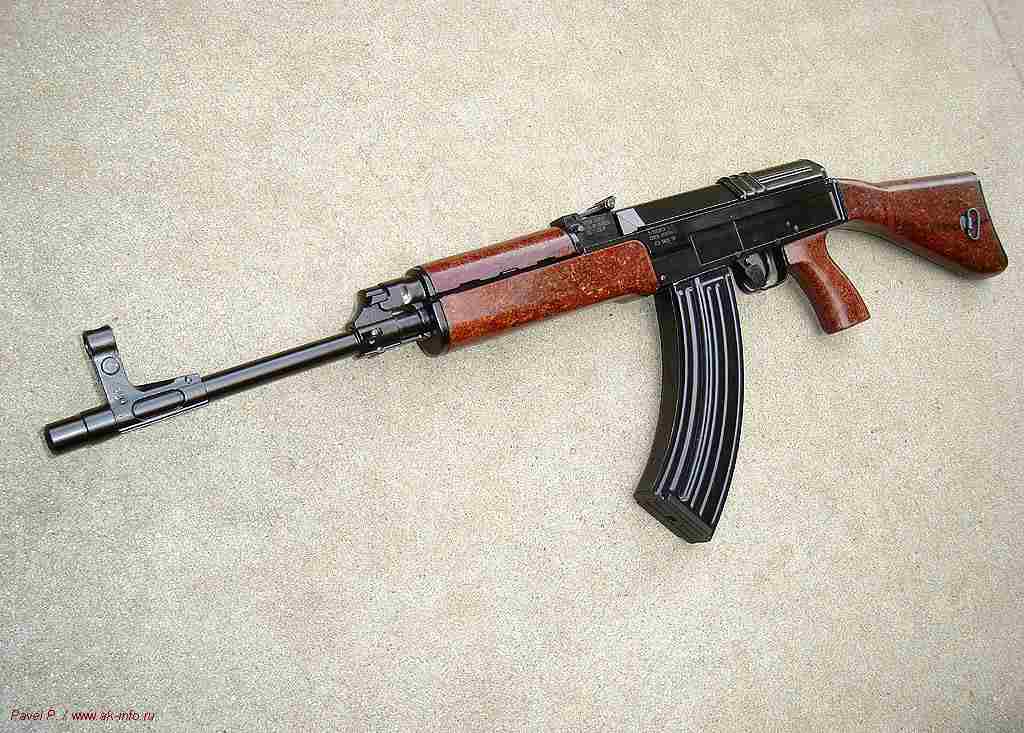 vz.58 с пластиковой фурнитурой
