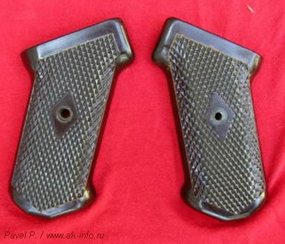 Фотографии пистолетной рукоятки АК тип-1